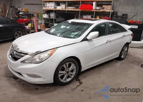 2011 Hyundai Sonata Limited z USA, uszkodzony, nr VIN 5NPEC4AC2BH114195